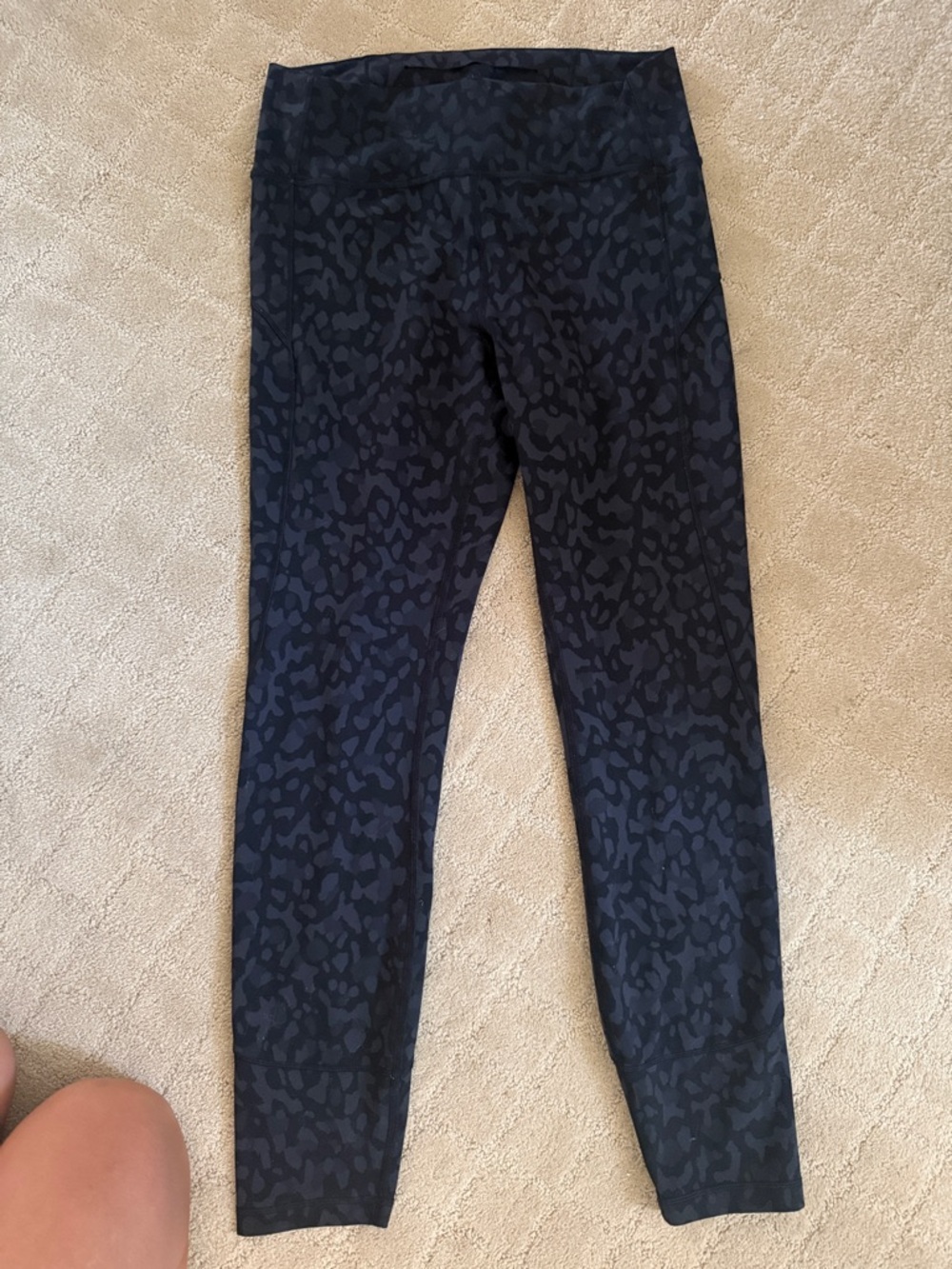 lululemon athletica Black Camo-Print Leggings with Logo Dot